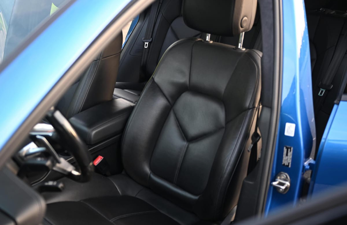 2016 Porsche Macan — Photo 9