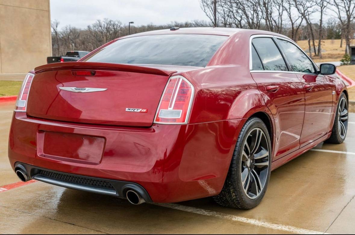 2013 Chrysler 300 SRT — Interior