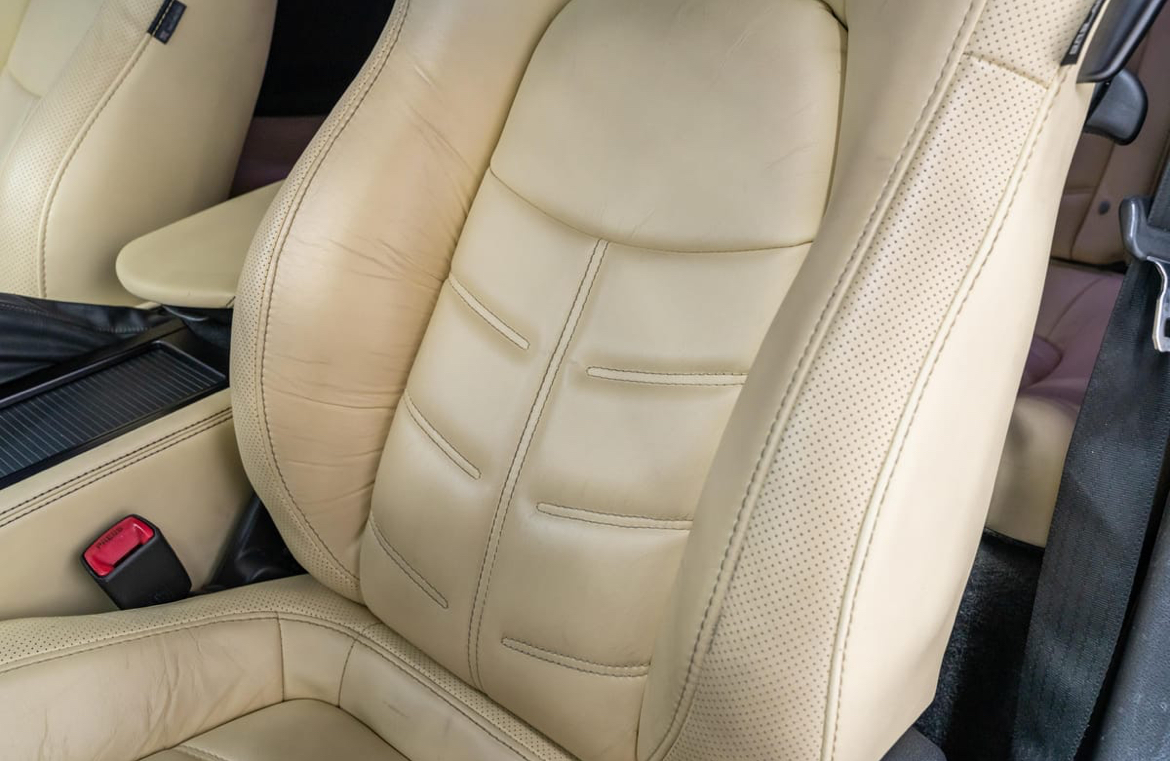 2016 Nissan GT-R Premium — Photo 14