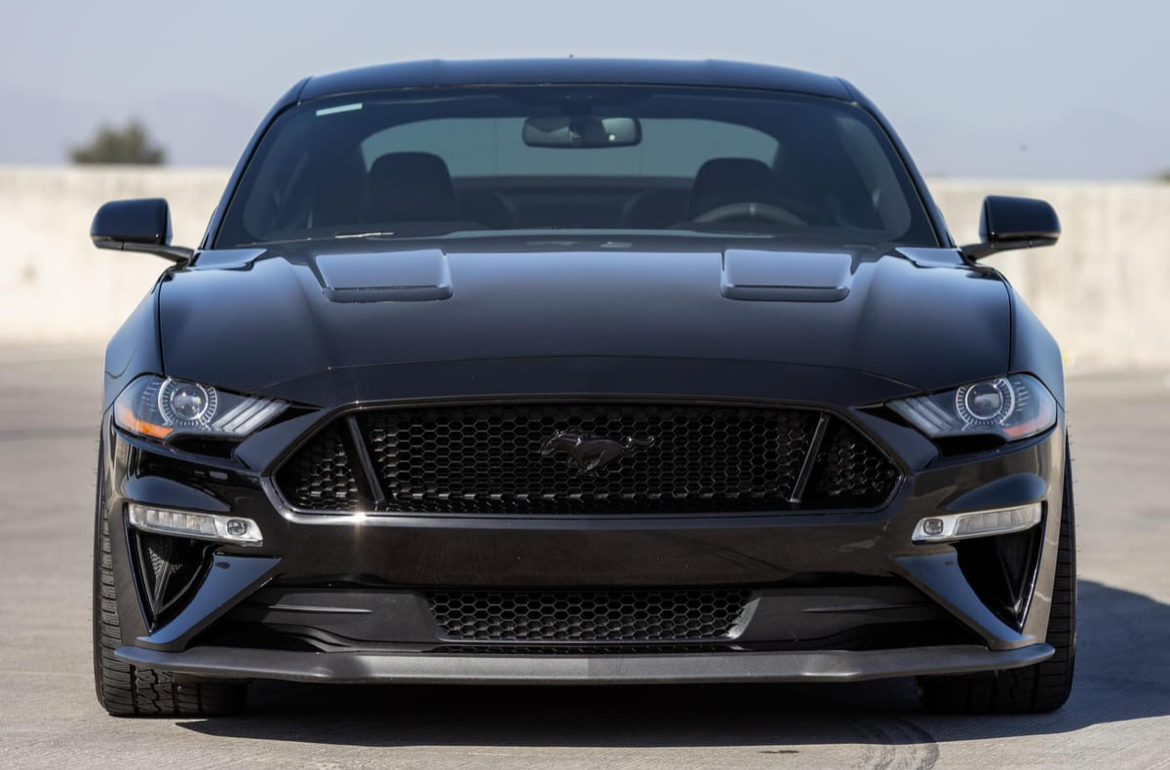 2020 Ford Mustang GT Coupe — Side View