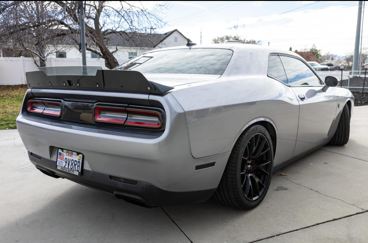 2016 Dodge Challenger Srt Hellcat — On the Road