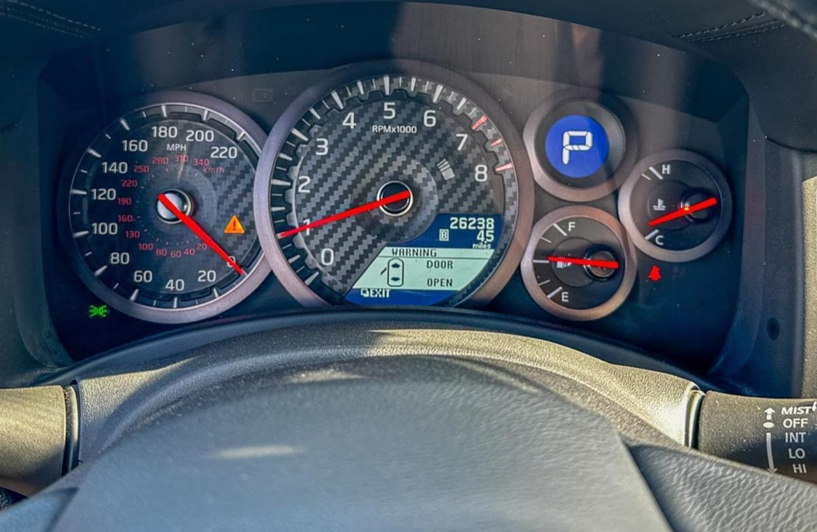 2018 Nissan GT-R Premium — Photo 11