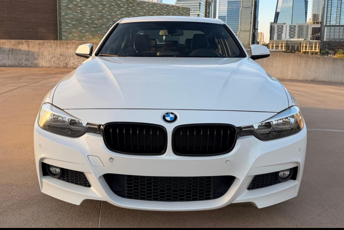 2017 BMW 3 Series — Side View