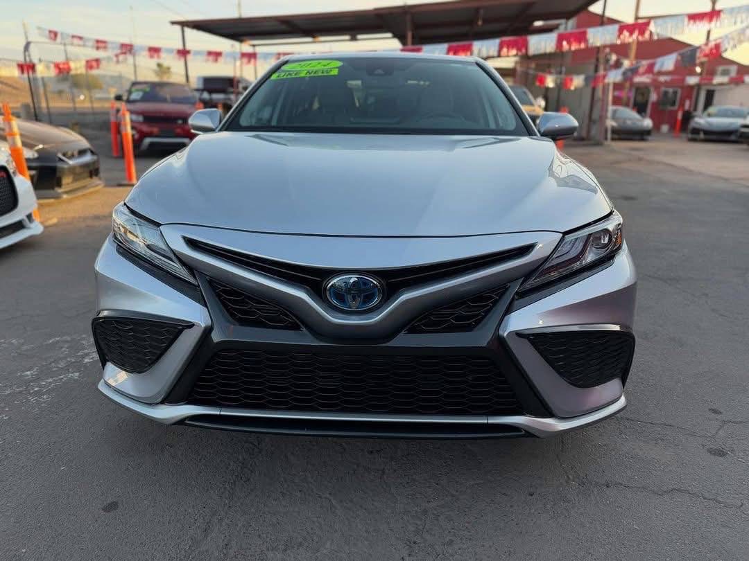 2024 Toyota Camry Hybrid XSE — Side View