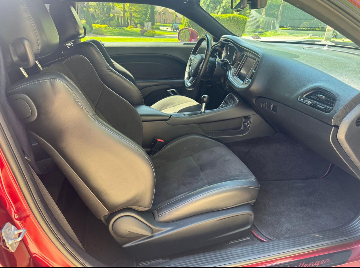2018 Dodge Challenger 392 Hemi Scat Pack Shaker — Photo 14