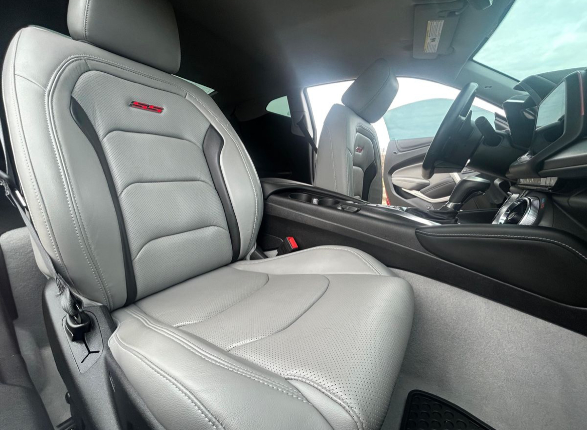 2019 Chevrolet Camaro 2SS Coupe — Photo 12