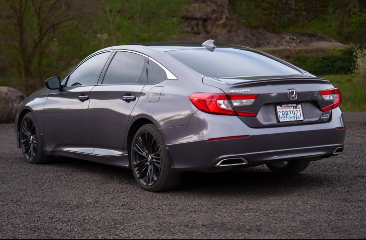 2019 Honda Accord Sport 2.0T — On the Road