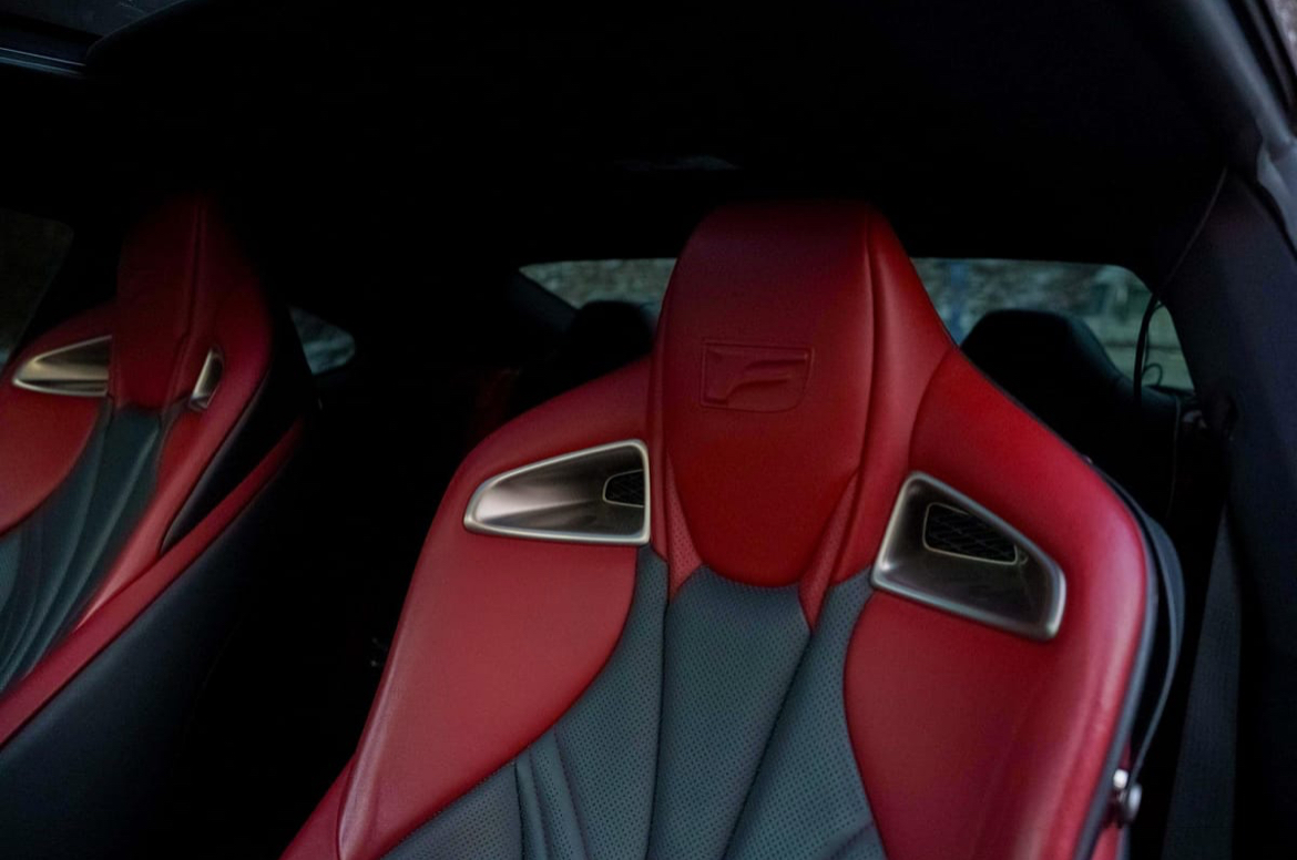2020 Lexus RC F — Photo 13