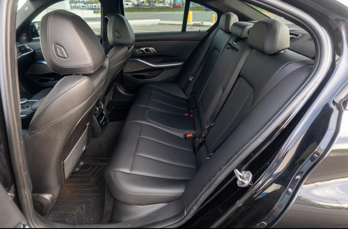 2022 BMW M340i xDrive — Photo 9