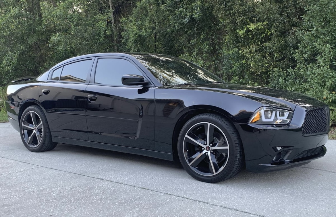 Dodge Charger R/T Plus