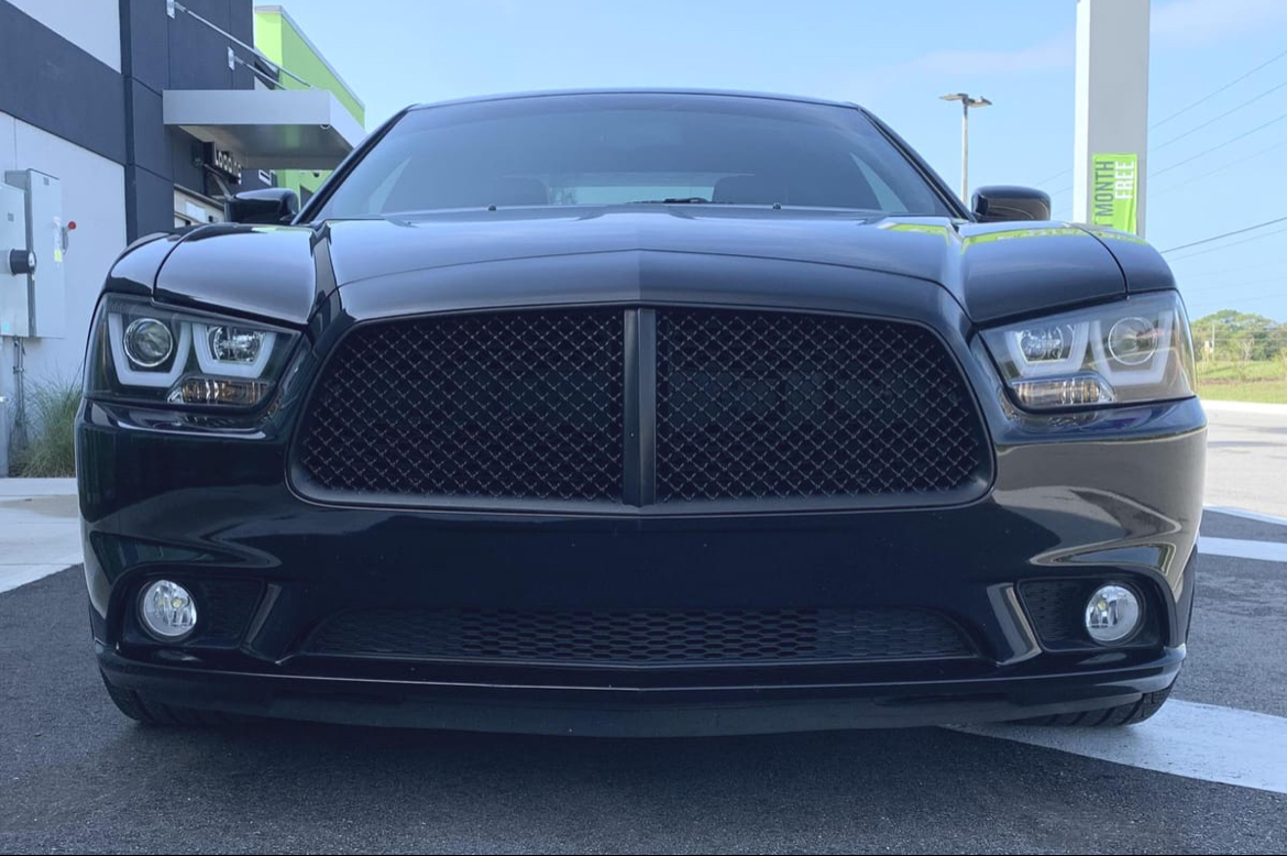 2014 Dodge Charger R/T Plus — Side View