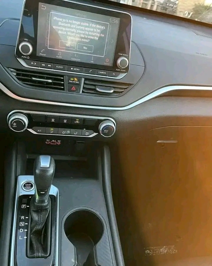 2020 Nissan Altima — Photo 8