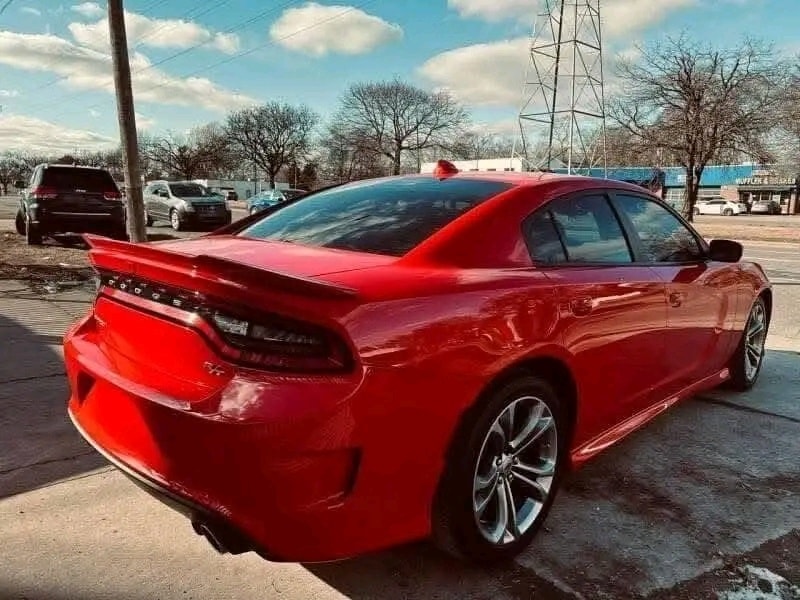 2021 Dodge Charger R/T — Side View
